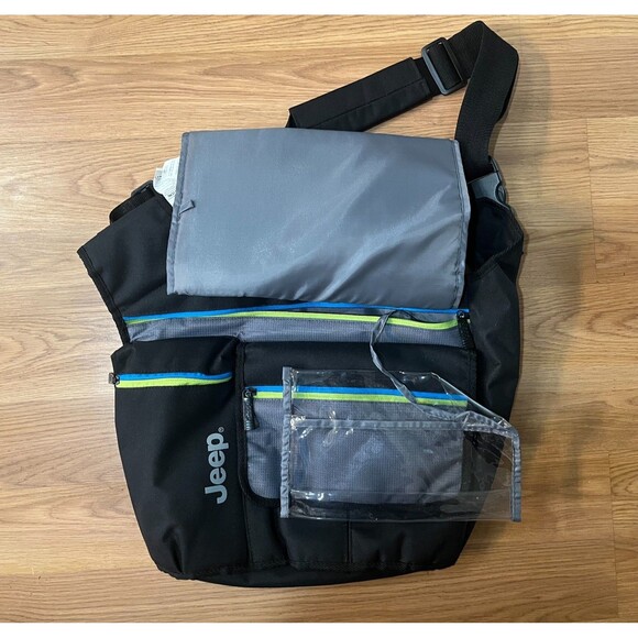 Brand New, never used, without Tags Jeep Crossbody/Shoulder Messenger Bag - Picture 5 of 7